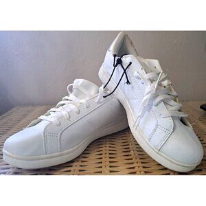 Time and Tru Women's 10 White Low Cut Sneakers New